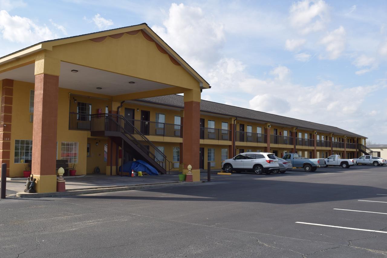 Executive Inn Pelham Экстерьер фото